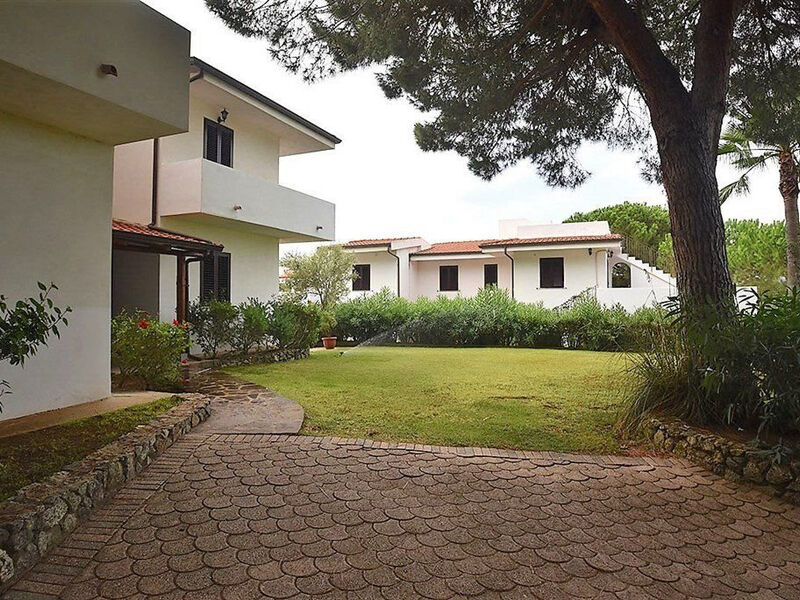 Villaggio Pineta Petto Bianco