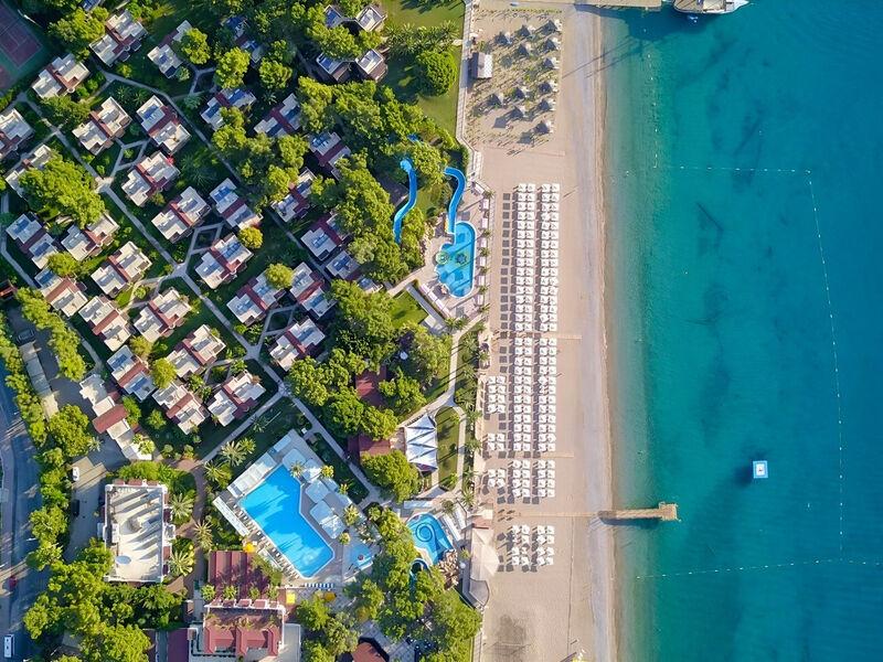 Pirates Beach Club