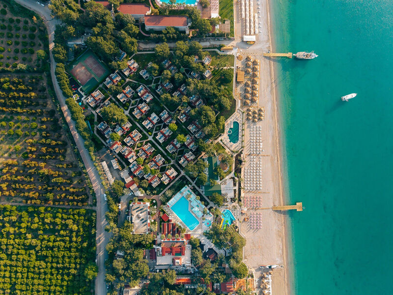 Pirates Beach Club