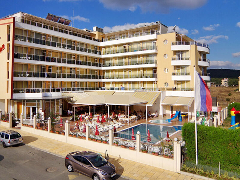 Plamena Palace