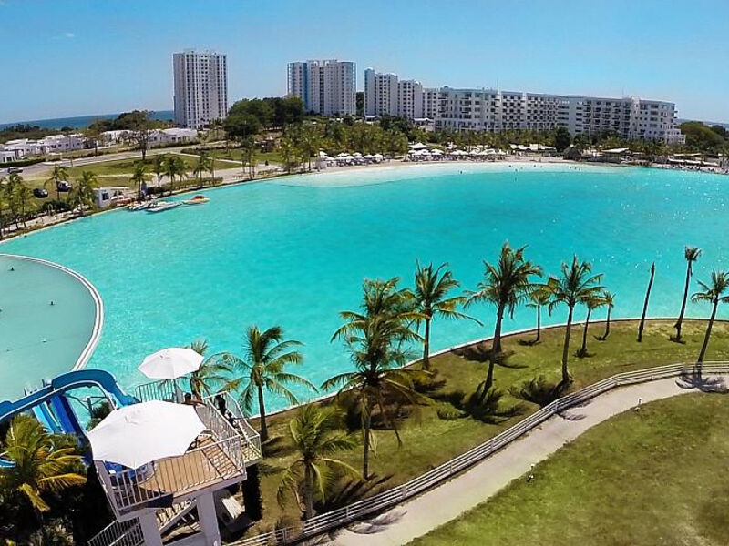 Playa Blanca Beach Resort