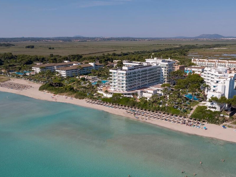 Playa Esperanza Suites