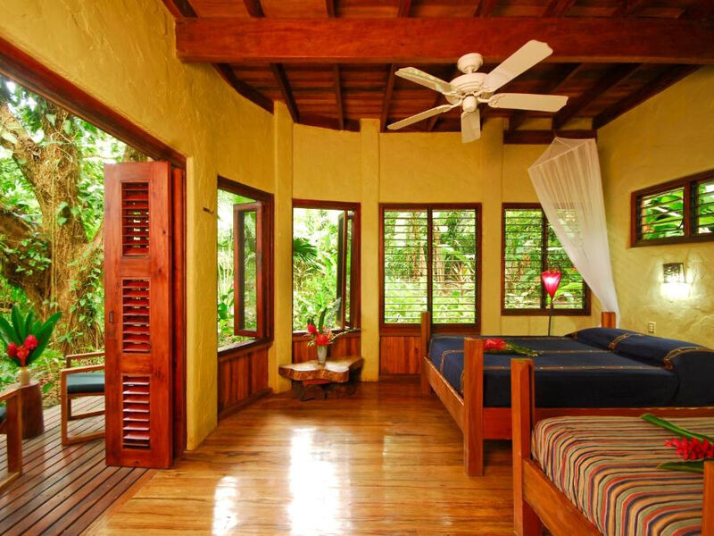 Playa Nicuesa Rainforest Lodge