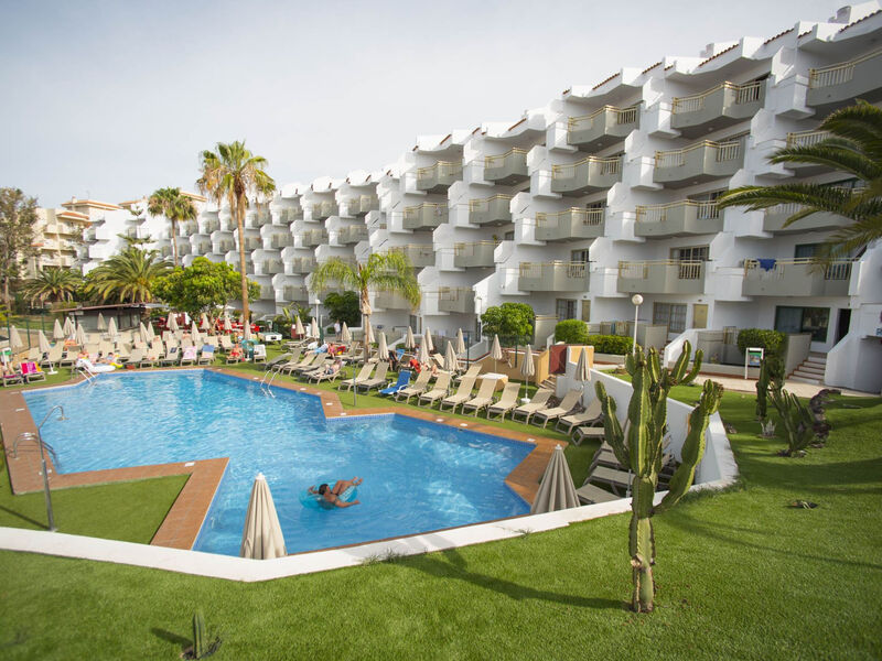 Playaolid Suites And Apartments