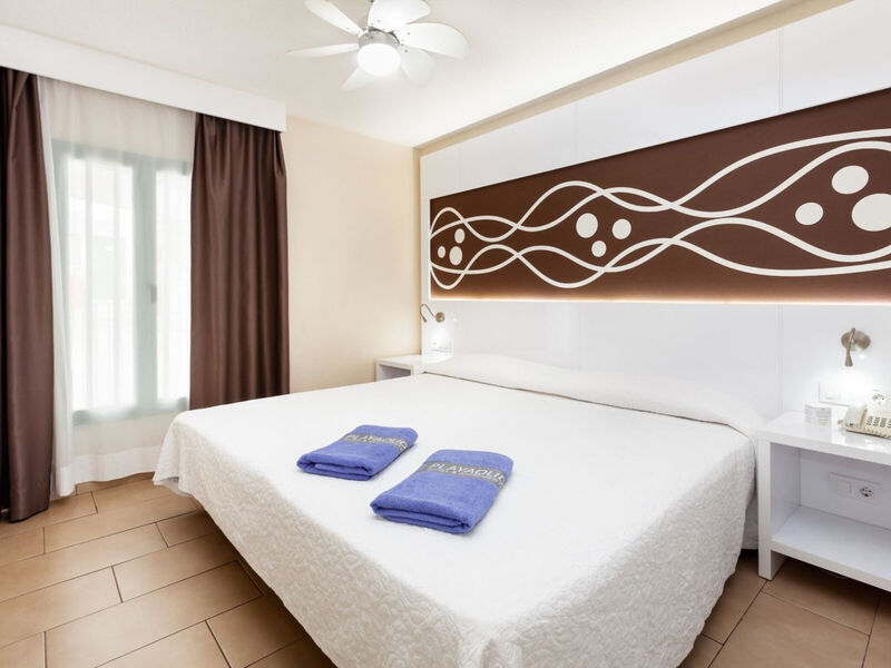 Playaolid Suites And Apartments
