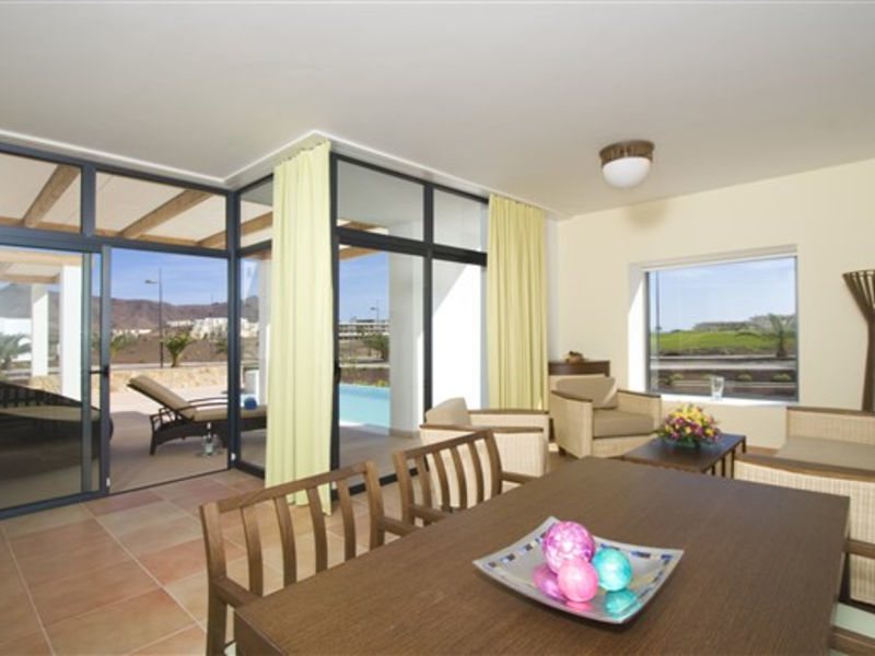 Playitas Villas