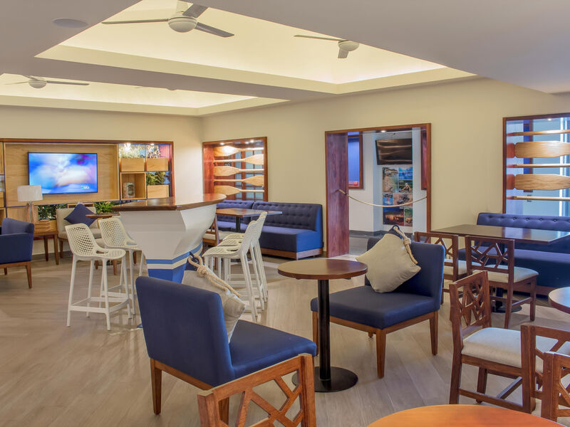 Plaza Pelicanos Club Beach Resort