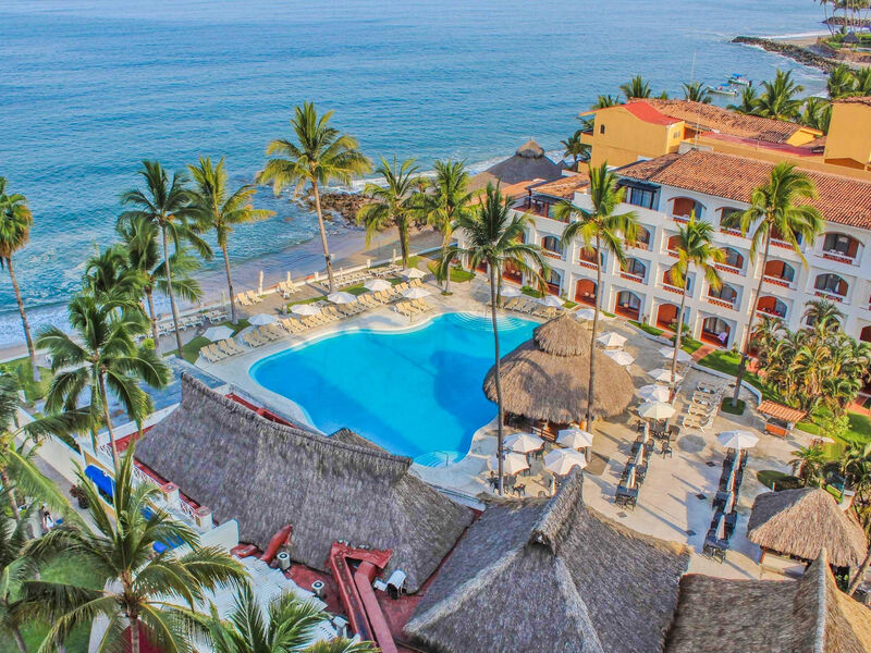 Plaza Pelicanos Club Beach Resort