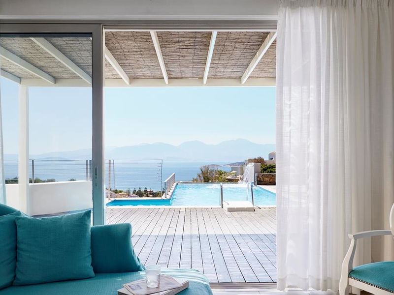 Pleiades Luxurious Villas