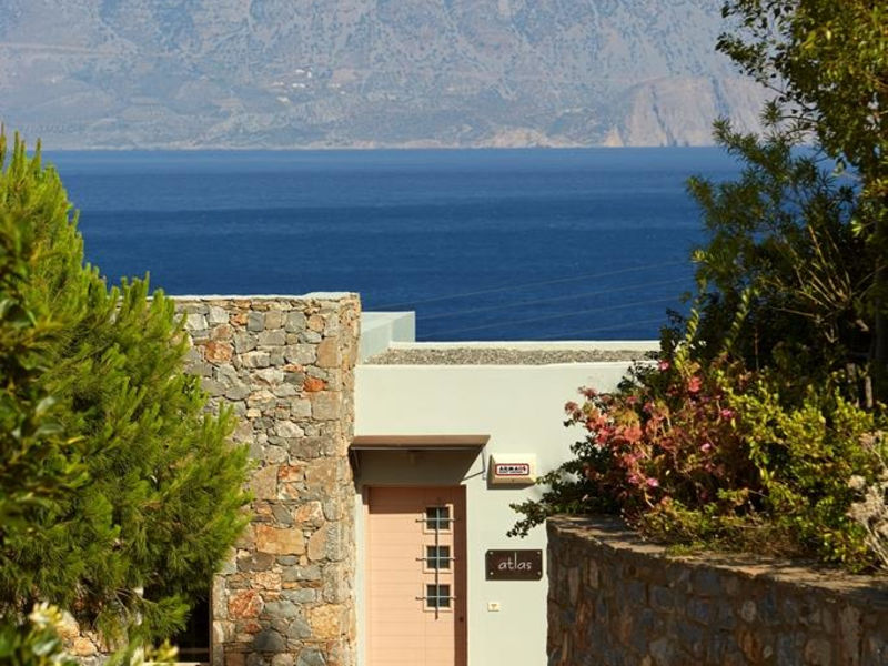 Pleiades Luxurious Villas