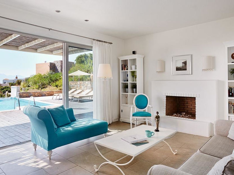 Pleiades Luxurious Villas