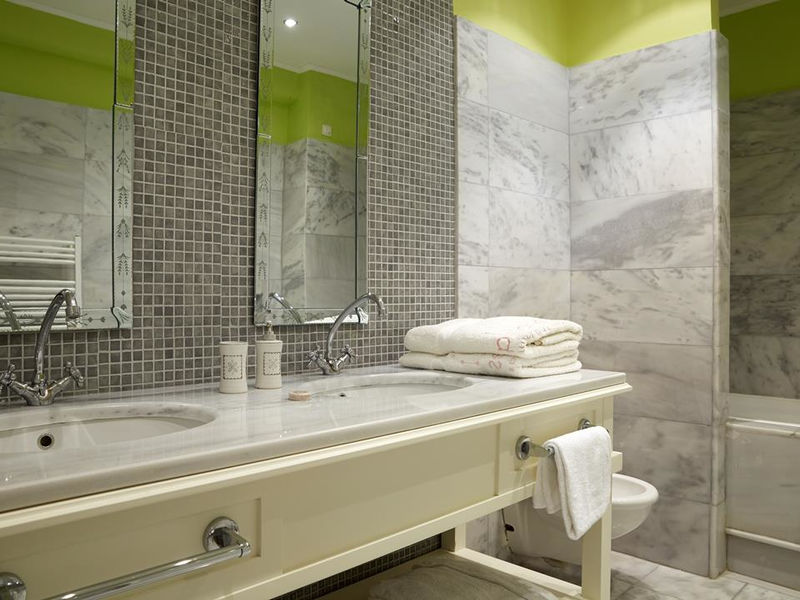 Pleiades Luxurious Villas