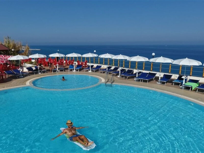 Hotel Poggio Di Tropea