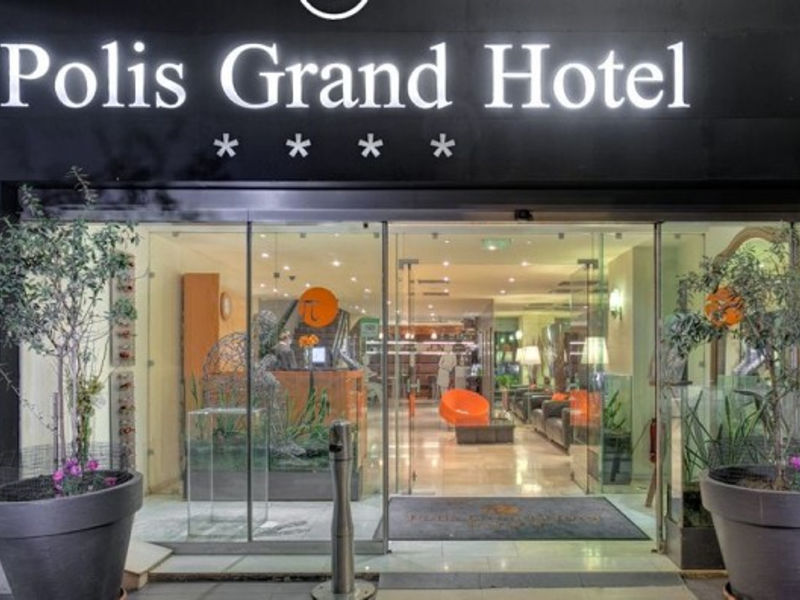 Polis Grand