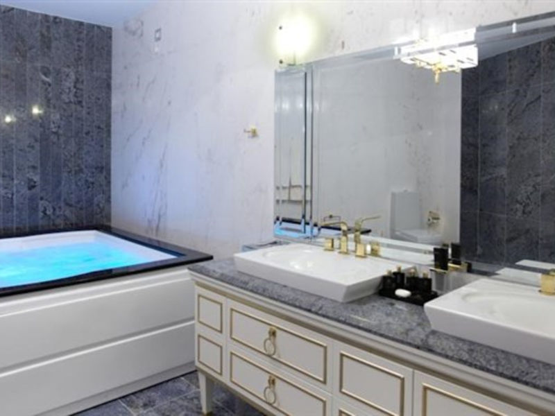 Pomegranate Wellness Spa