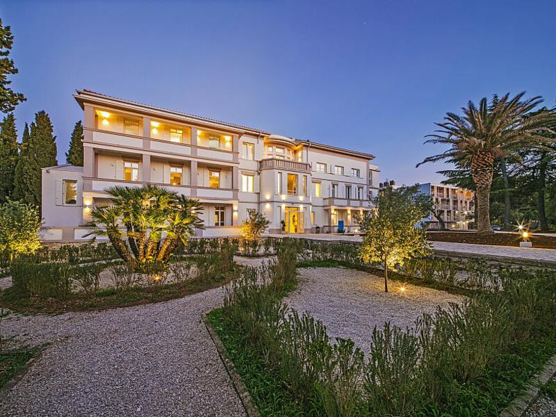 Port 9 Island Family Resort