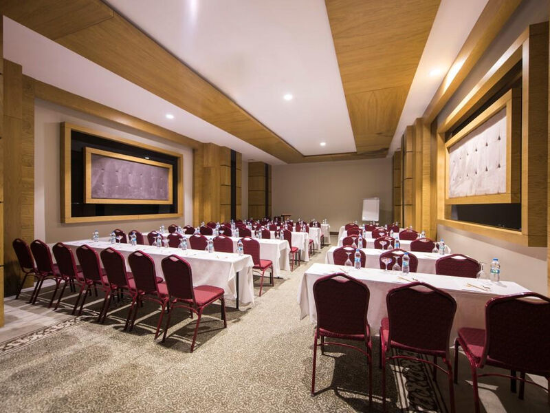 Port Nature Luxury Resort Hotel & Spa