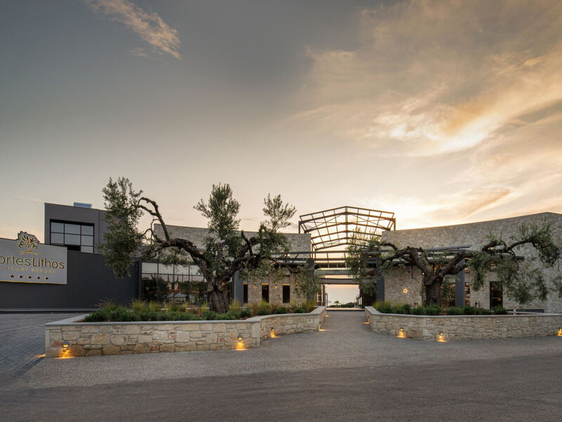 Portes Lithos Luxury Resort