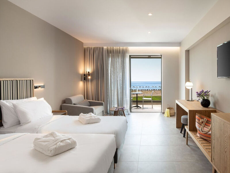 Portes Lithos Luxury Resort
