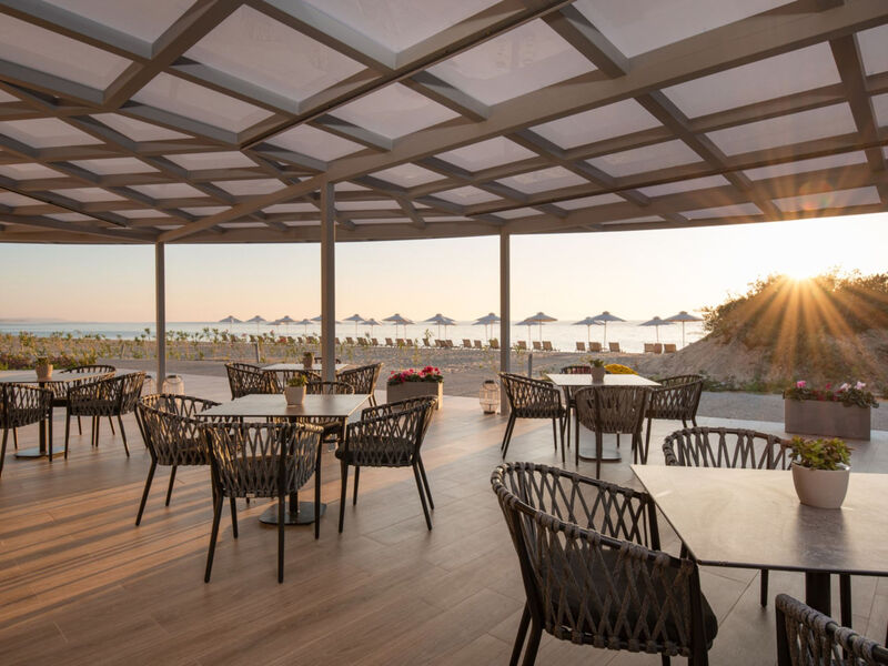Portes Lithos Luxury Resort
