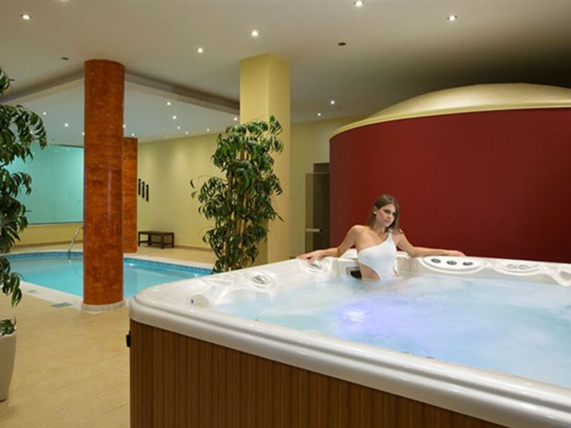 Porto Galini Seaside Resort & Spa