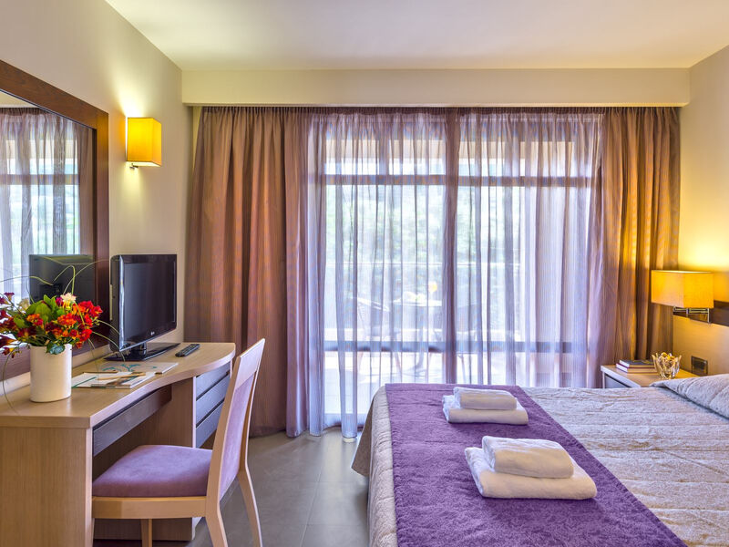 Porto Platanias Beach Resort & Spa