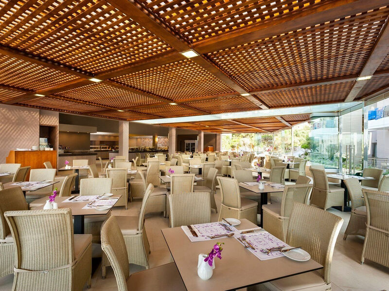 Porto Platanias Village Resort