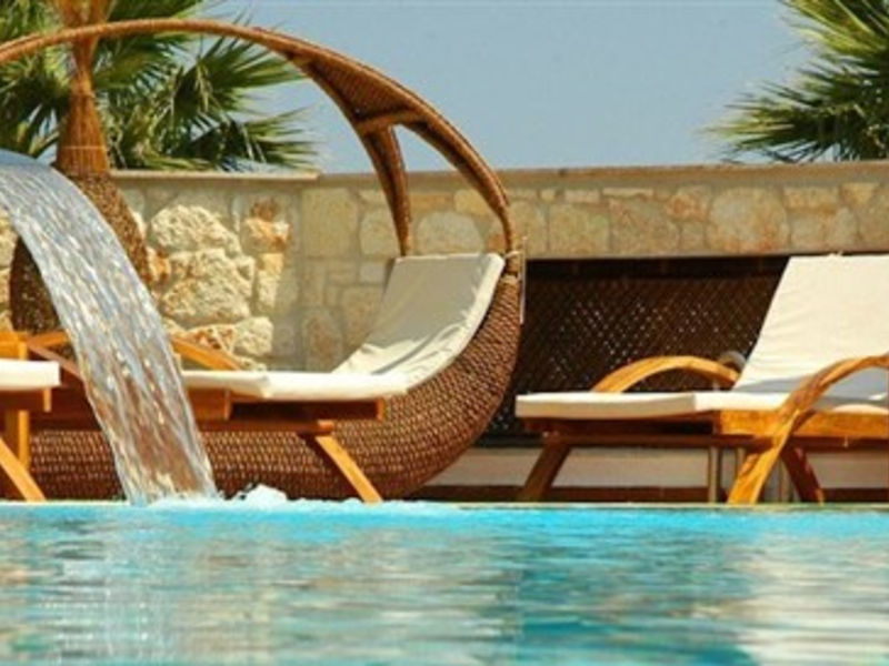Possidi Paradise
