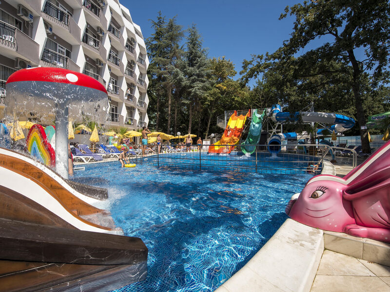 Prestige Deluxe Aquapark Club