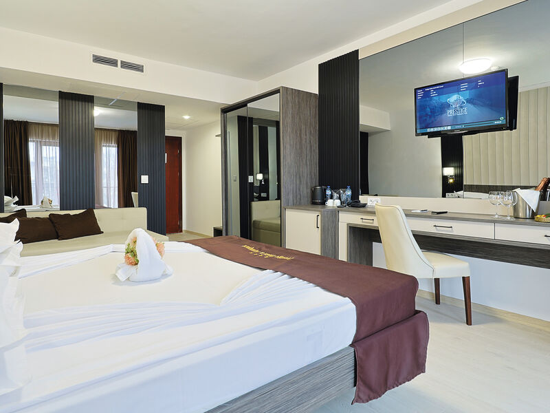Prestige Hotel & Aquapark
