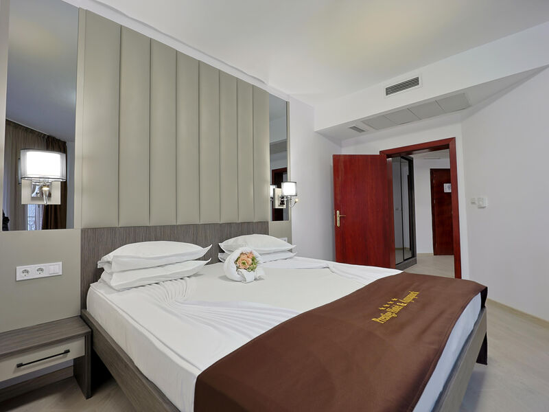 Prestige Hotel & Aquapark