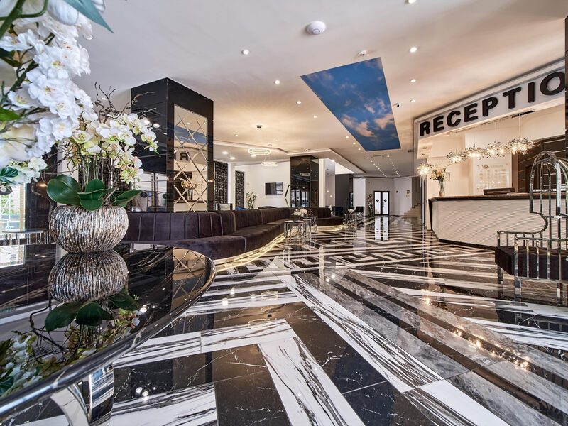 Prestige Hotel & Aquapark