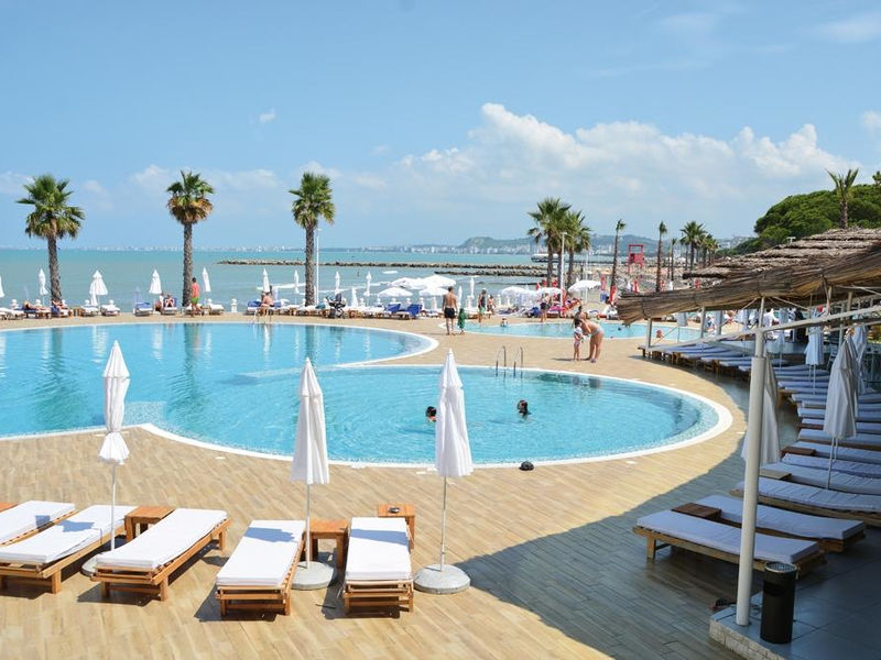 Prestige Resort