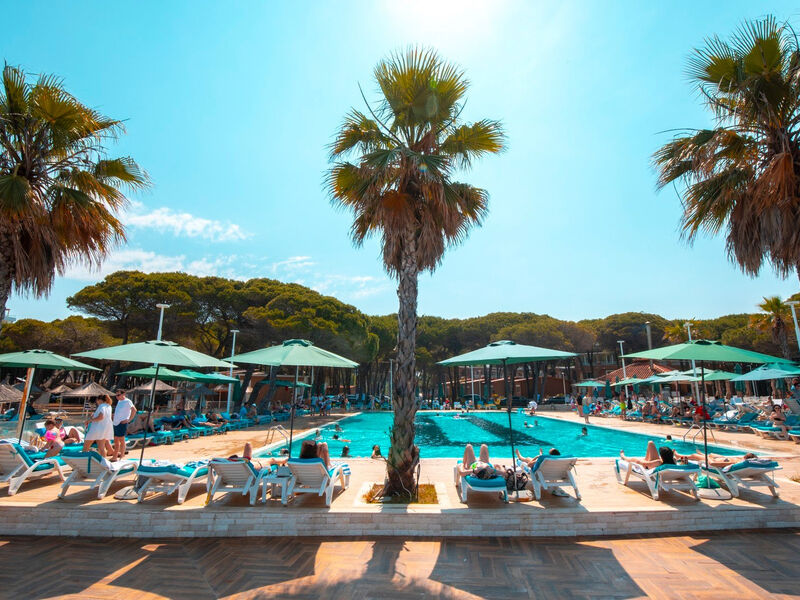 Prestige Resort