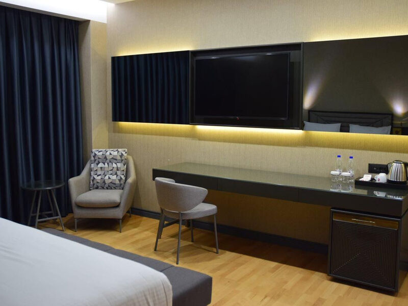 Prestige Resort