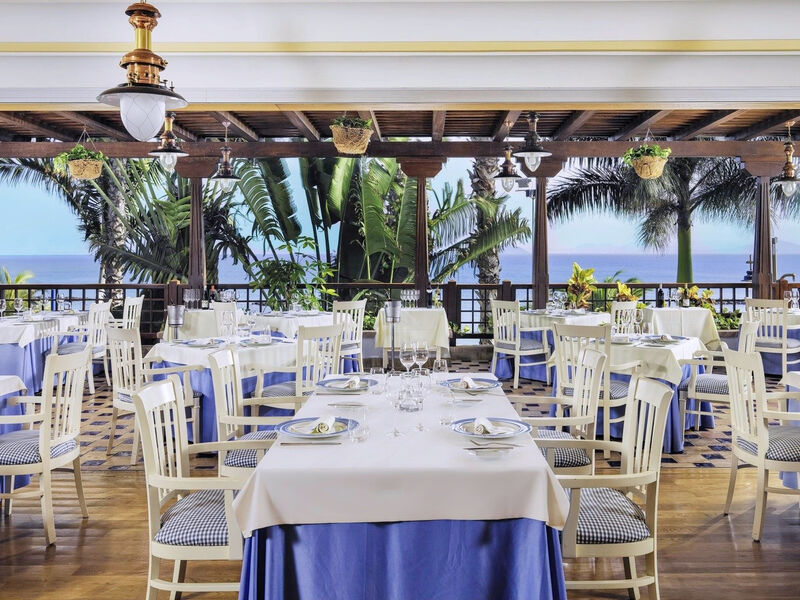 Princesa Yaiza Suite Resort