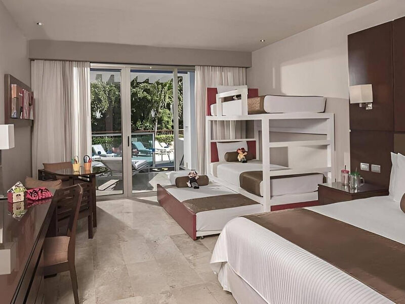 Princess Family Club