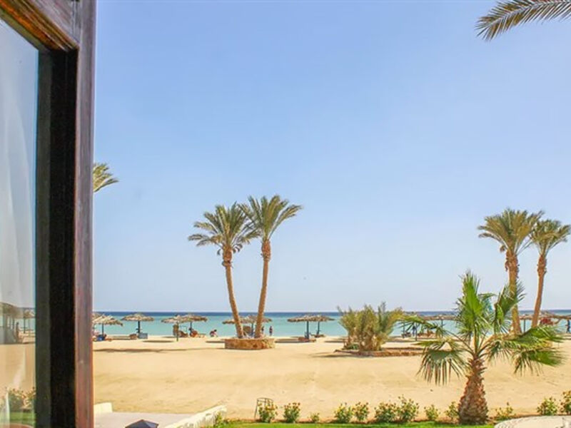 Protels Beach Club & Spa