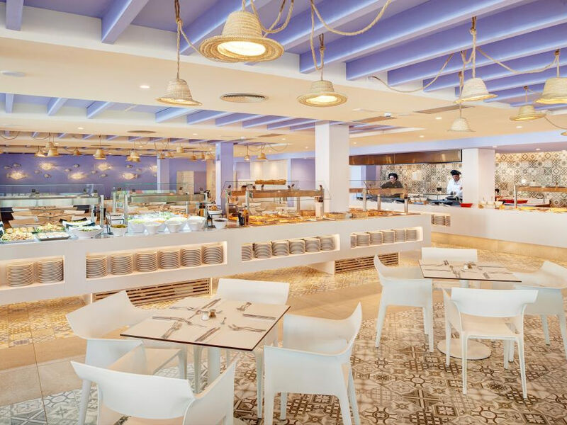 Protur Floriana Resort