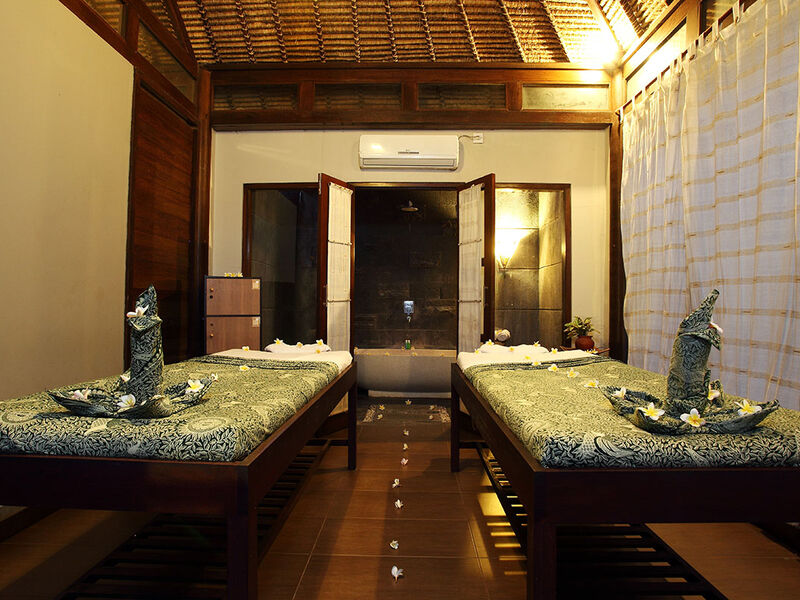 Puri Saron