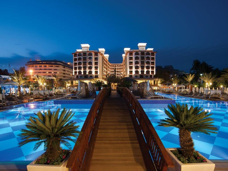 Quattro Beach Spa & Resort