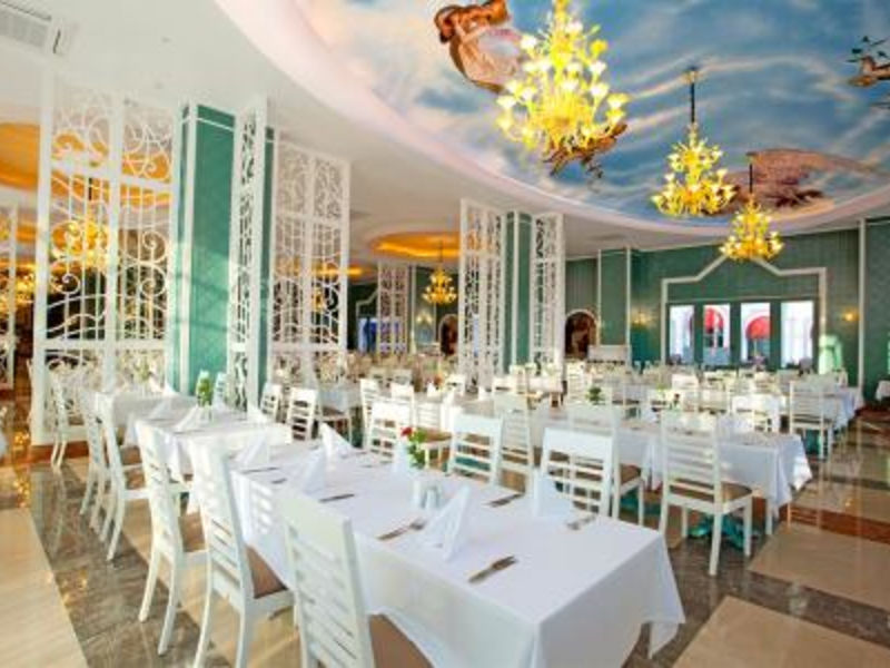 Quattro Beach Spa & Resort