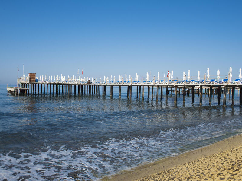 Quattro Beach Spa & Resort