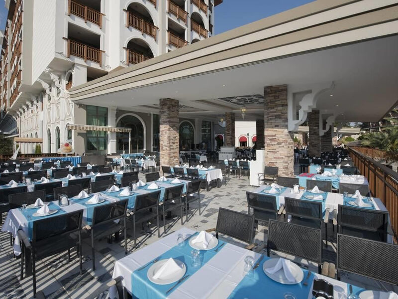 Quattro Beach Spa & Resort