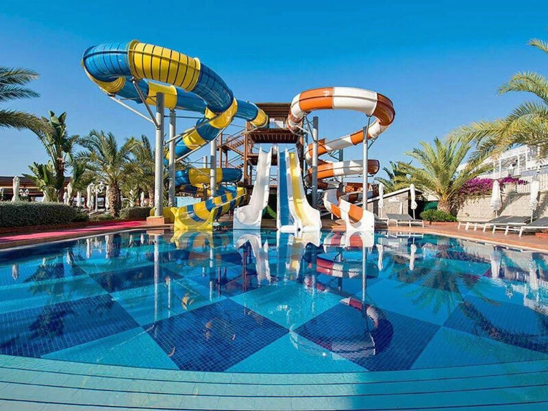 Quattro Beach Spa & Resort
