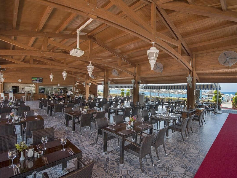 Quattro Beach Spa & Resort