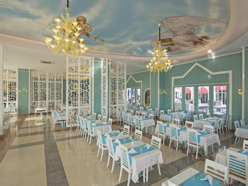 Quattro Beach Spa & Resort