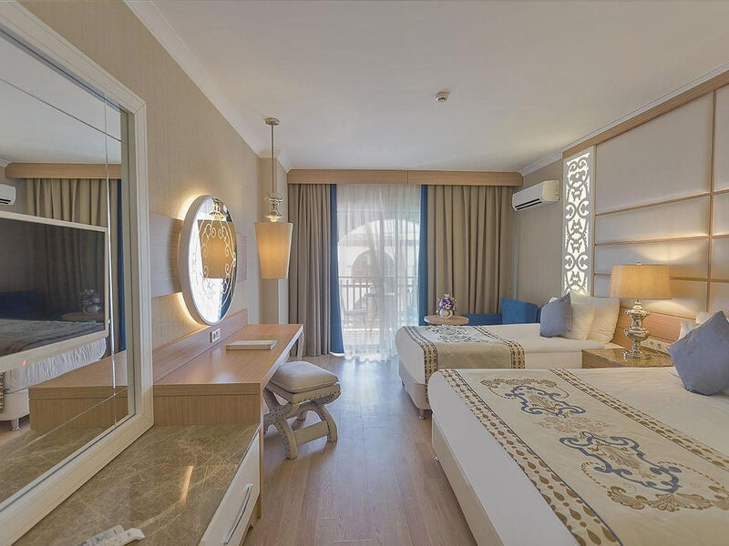 Quattro Beach Spa & Resort