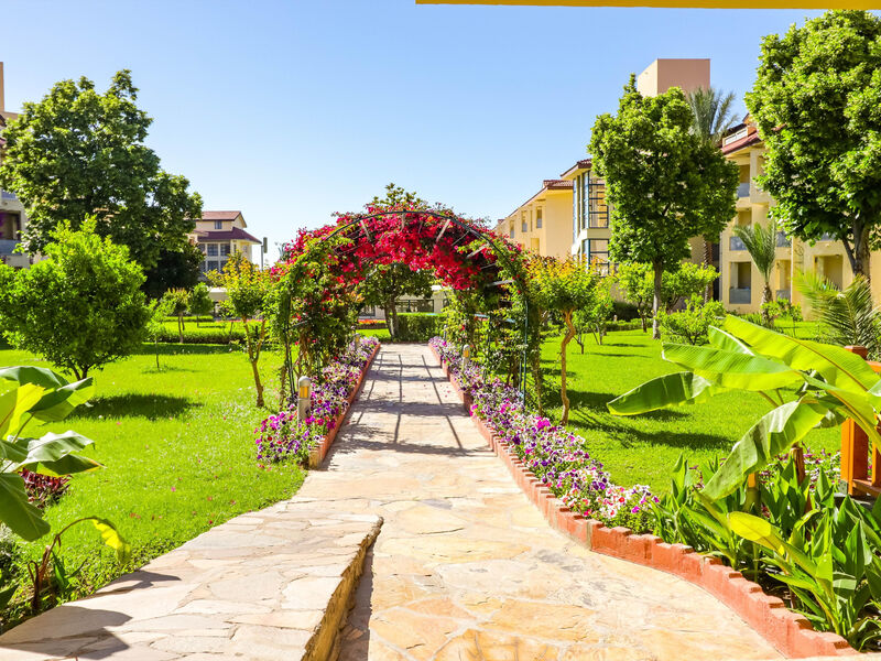 Queens Park Le Jardin