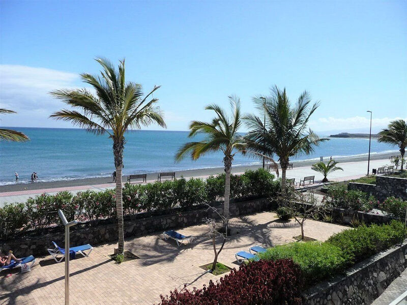 R2 Bahia Playa Design